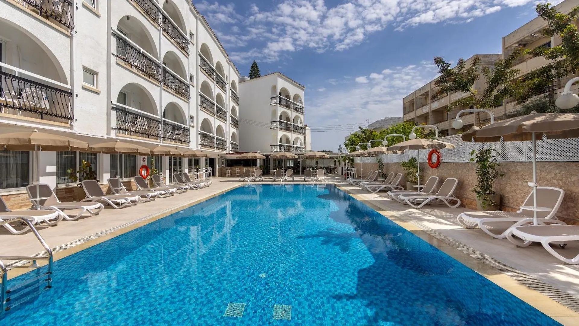 Hotel Cactus Larnaca 2*,  Cipro