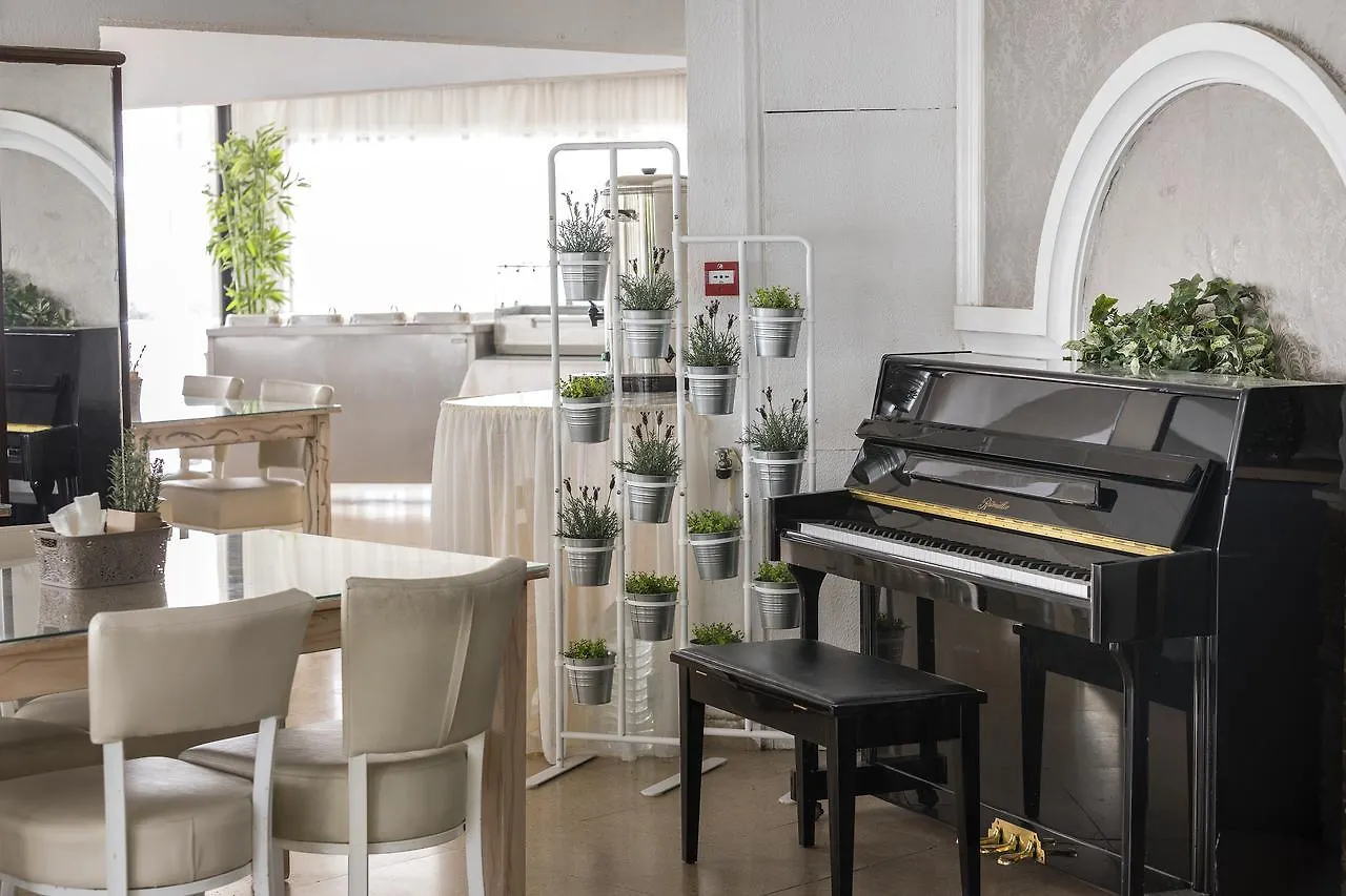 Hotel Cactus Larnaca