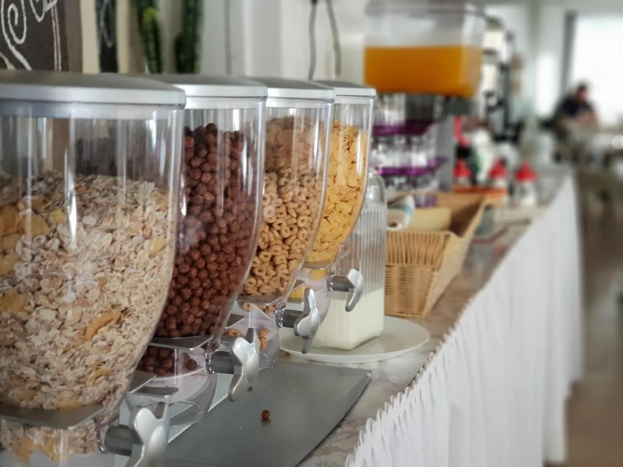 **  Hotel Cactus Larnaca Cipro